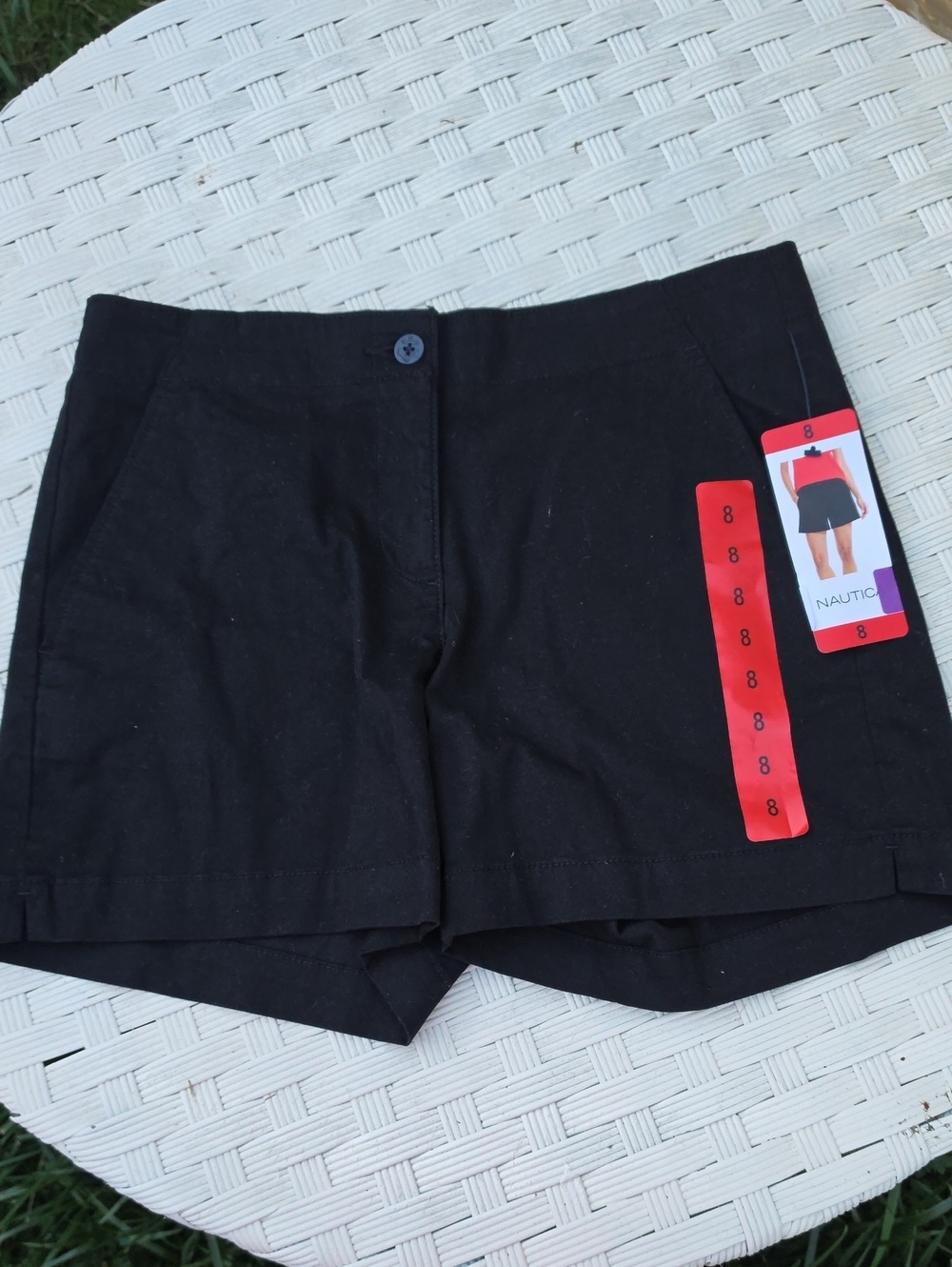 Nautica Black Women's Casual Tailored Shorts Mid Rise  Size 8